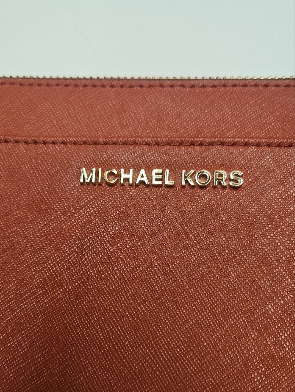 Michael Kors Saffiano 9x6in. Leather Wristlet- Burnt Orange EUC - Picture 3 of 13